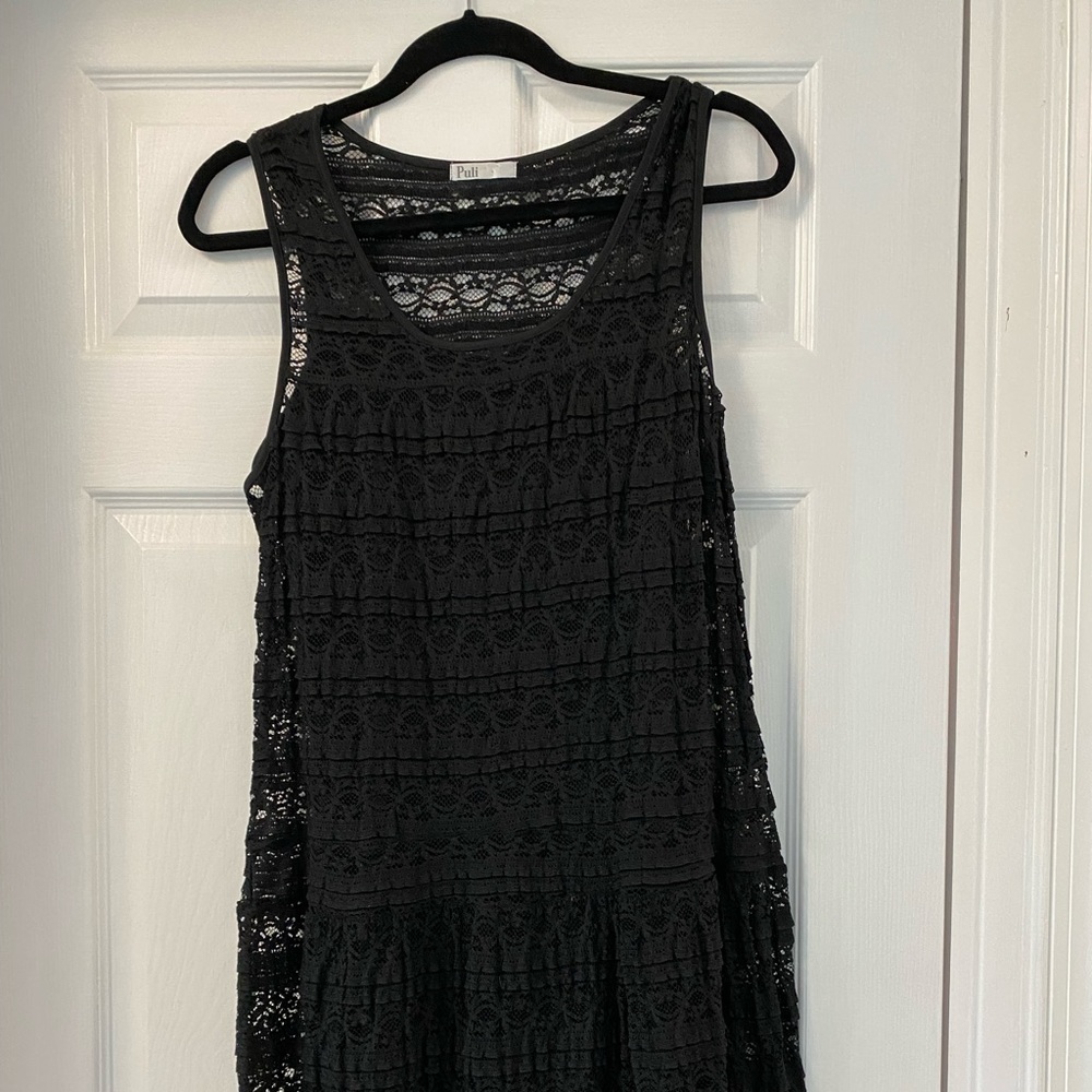 Lacy sleeveless dress